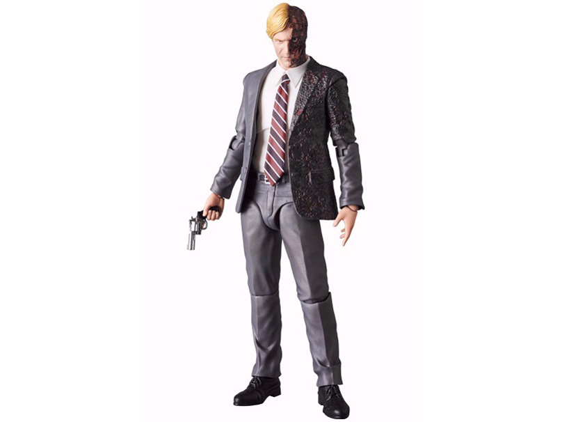 MAFEX HARVEY DENT �̐��i�摜