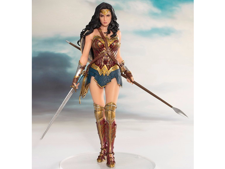 ARTFX+ JUSTICE LEAGUE 1/10 �����_�[�E�[�}�� �̐��i�摜