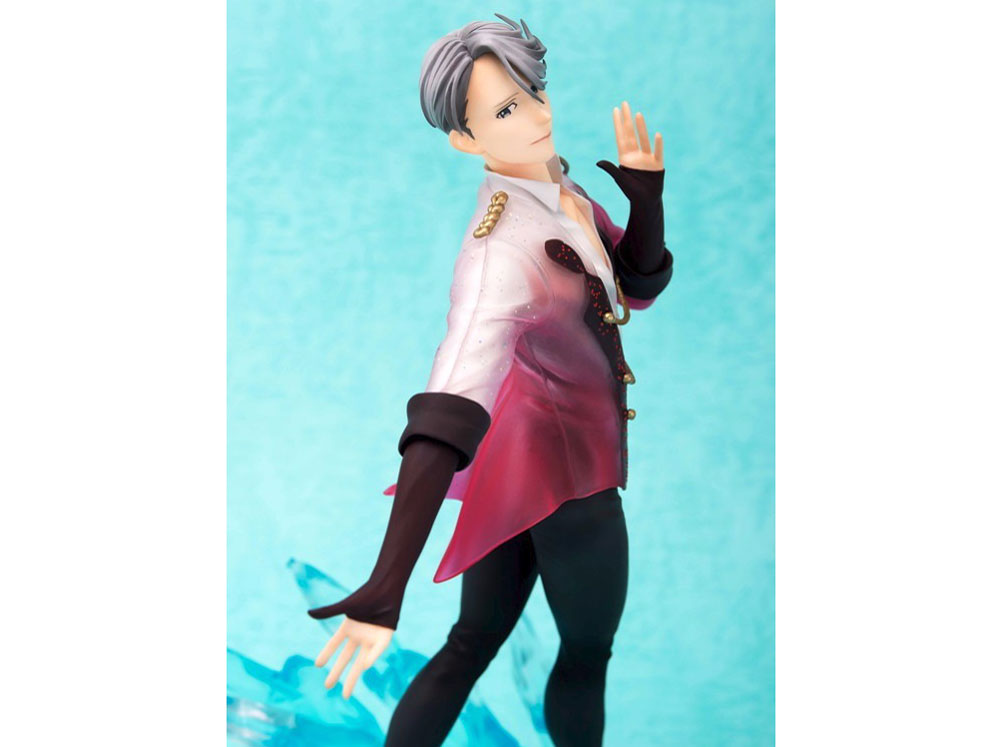 ���[���I�I�I on ICE 1/8 ���B�N�g���E�j�L�t�H���t