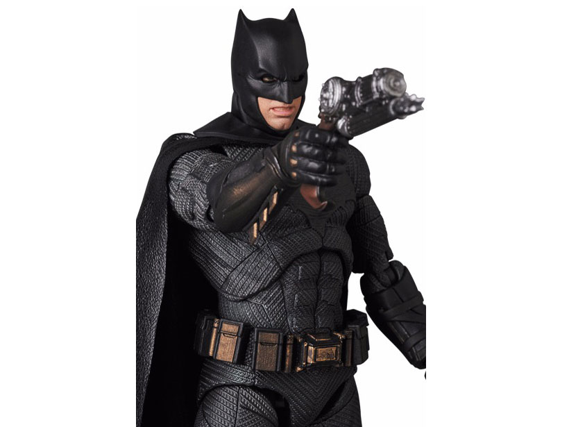 MAFEX BATMAN (JUSTICE LEAGUE)