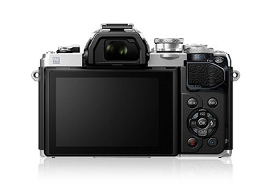 OM-D E-M10 Mark III EZ�_�u���Y�[���L�b�g [�V���o�[]