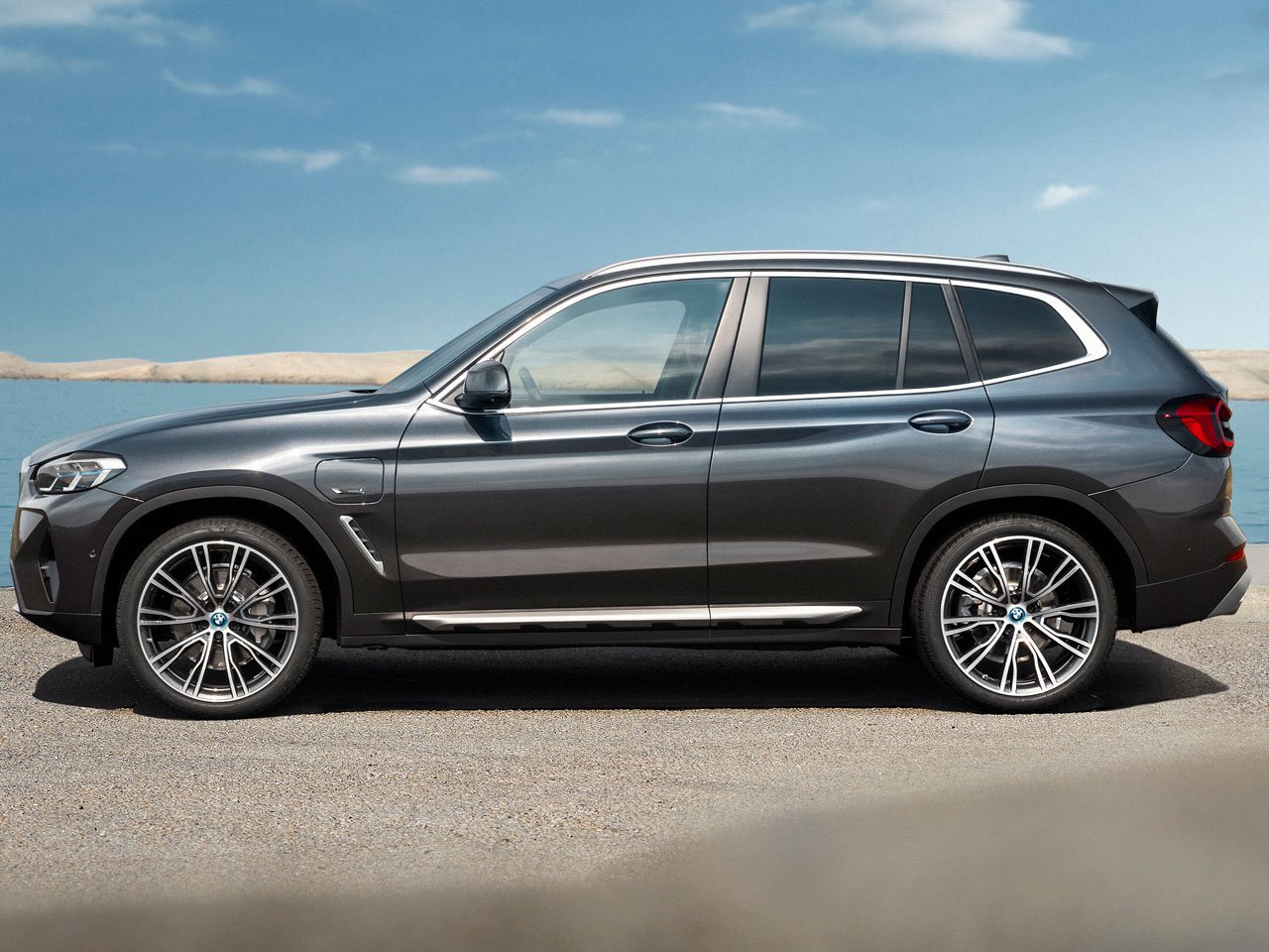 BMW X3の価格・新型情報・グレード諸元