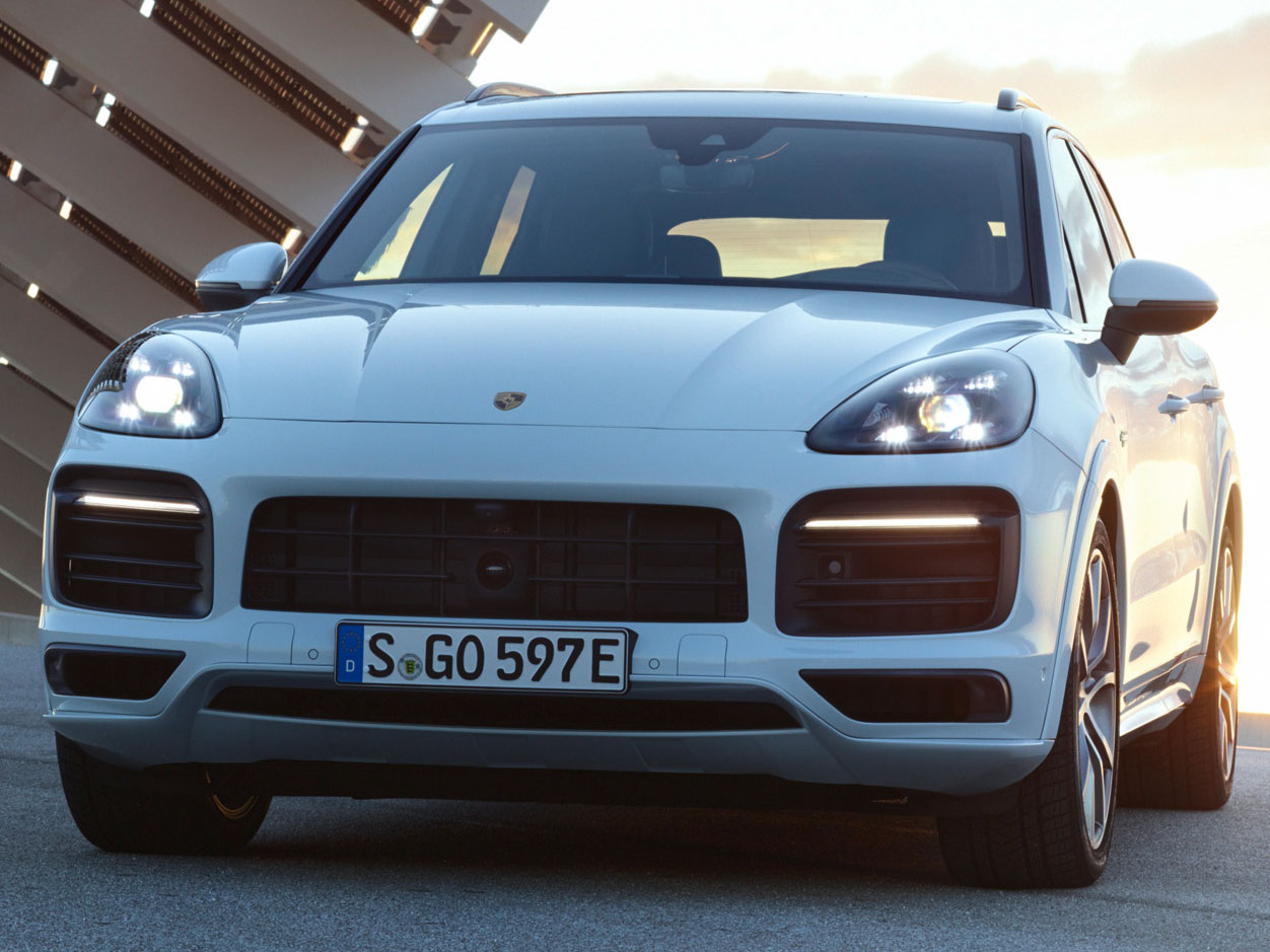 ポルシェ カイエンの価格 新型情報 グレード諸元 価格 Com