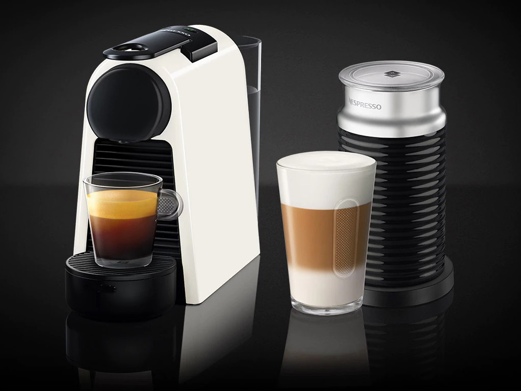 Nespresso エスプレッソマシン ホワイト D30 エアロチーノセット Nespresso エスプレッソマシン ホワイト D30 エアロチーノセット