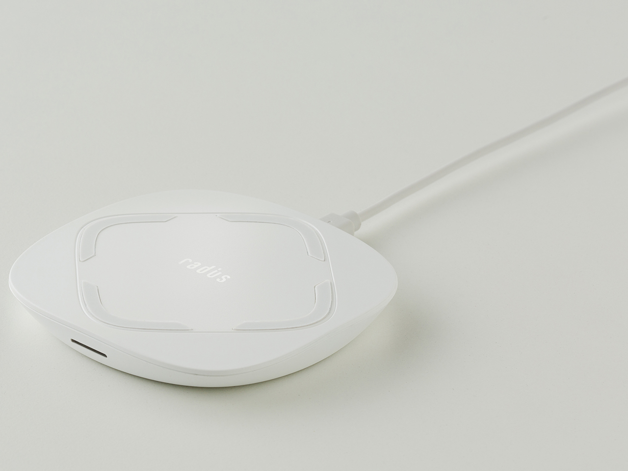 RK-PAQ01W [�z���C�g]