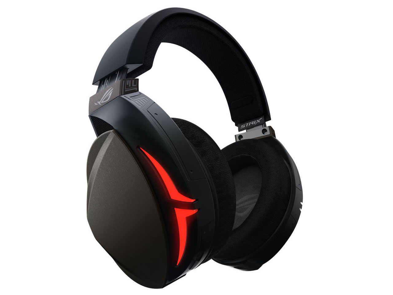 ROG Strix Fusion 300 �̐��i�摜