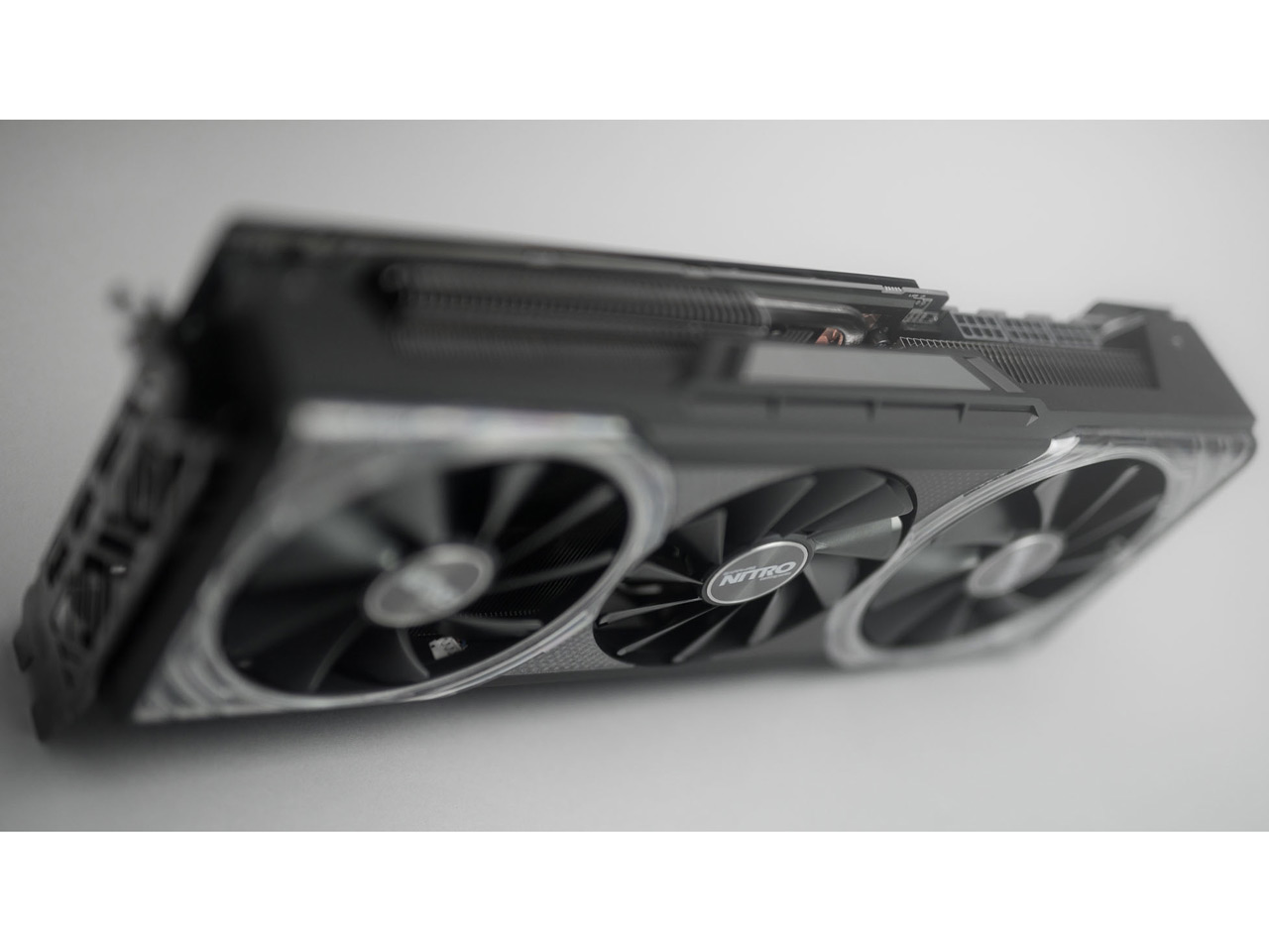 SAPPHIRE NITRO+ RADEON RX VEGA 56 8G HBM2 LIMITED EDITION [PCIExp 8GB]