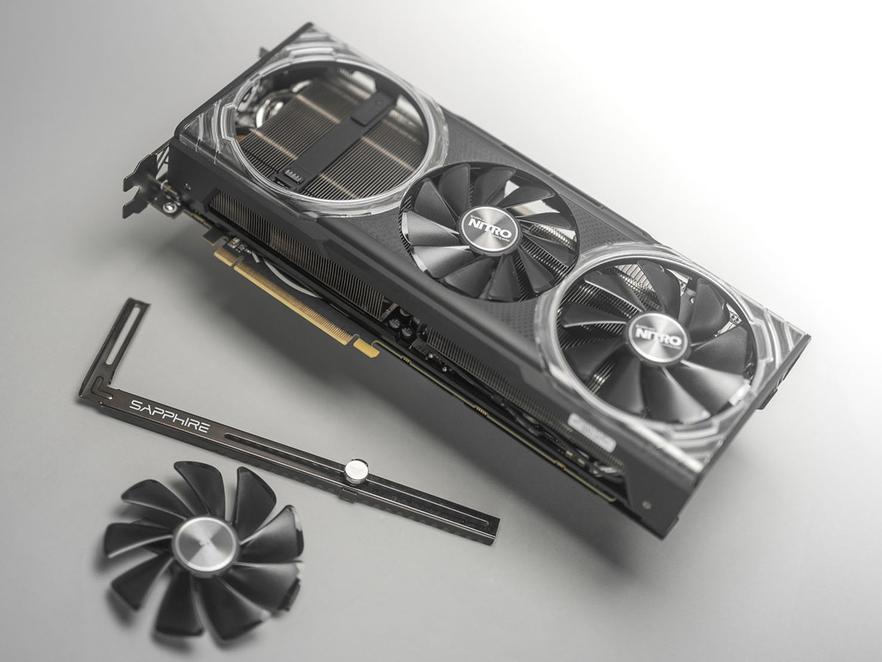 SAPPHIRE NITRO+ RADEON RX VEGA 56 8G HBM2 LIMITED EDITION [PCIExp 8GB]