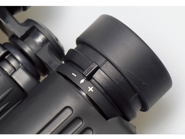 Artos 8x42 W