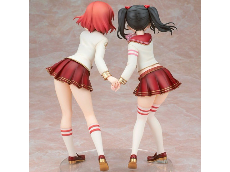 ���u���C�u�I�X�N�[���A�C�h���t�F�X�e�B�o�� 1/7 ���V�ɂ�&���ؖ�^�P �o�����^�C����