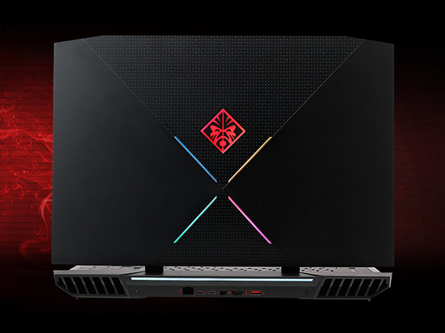 OMEN X by HP 17-ap034TX �G�N�X�g���[���v���X���f��