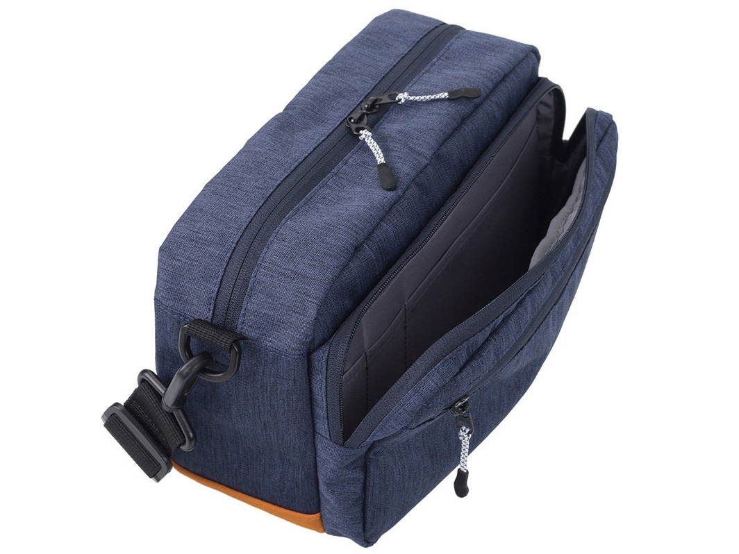 �o�b�N���[�E�G�X�g�V�����_�[ E-3522 [�u���[]