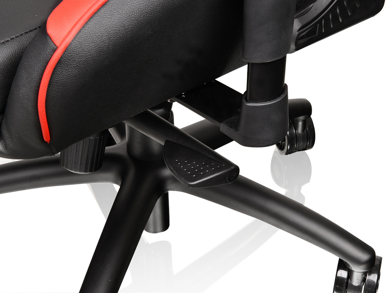 Tt eSPORTS GT Fit GC-GTF-BRMFDL-01 [BLACK/RED]