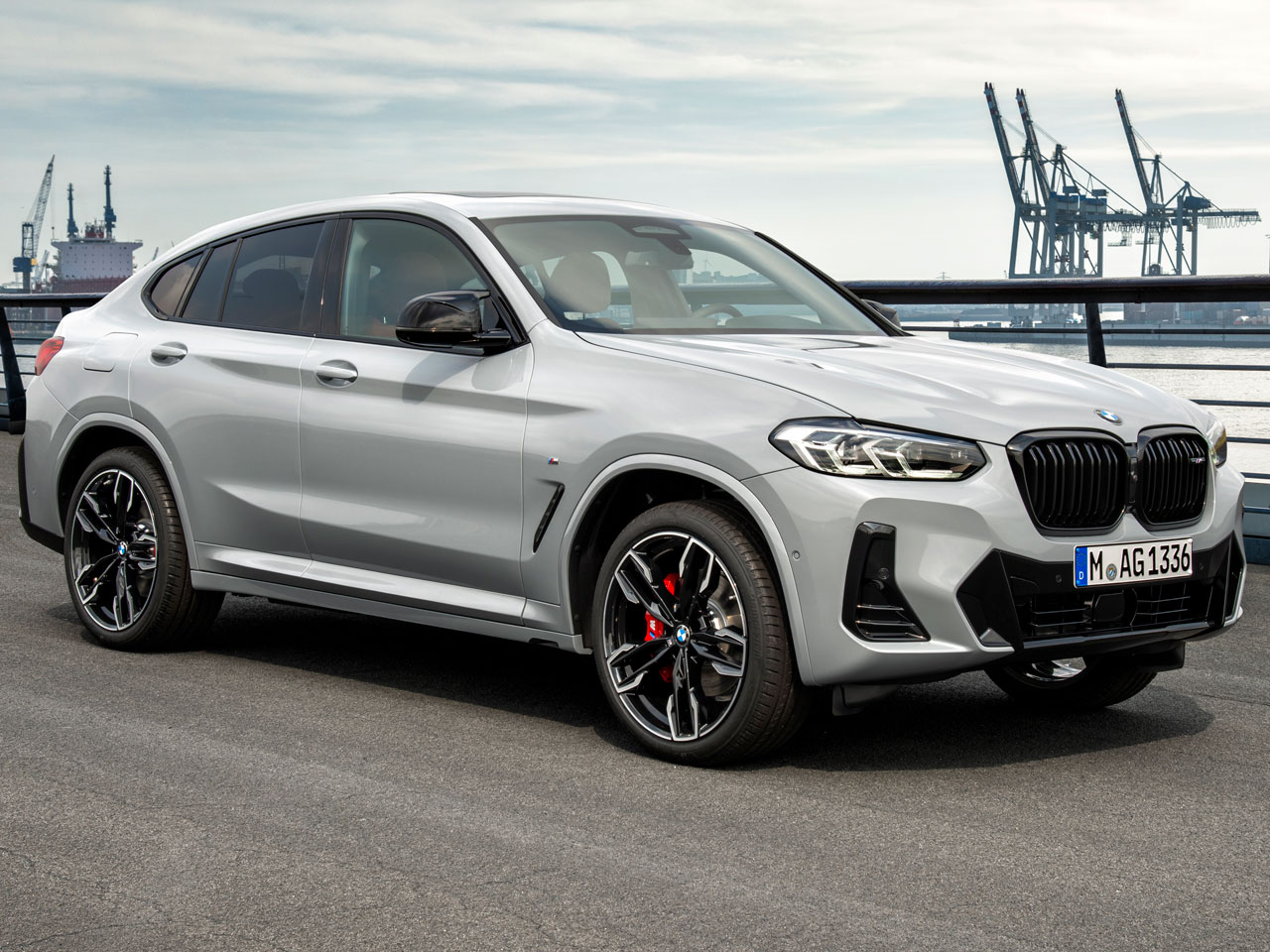 BMW X4の価格・新型情報・グレード諸元