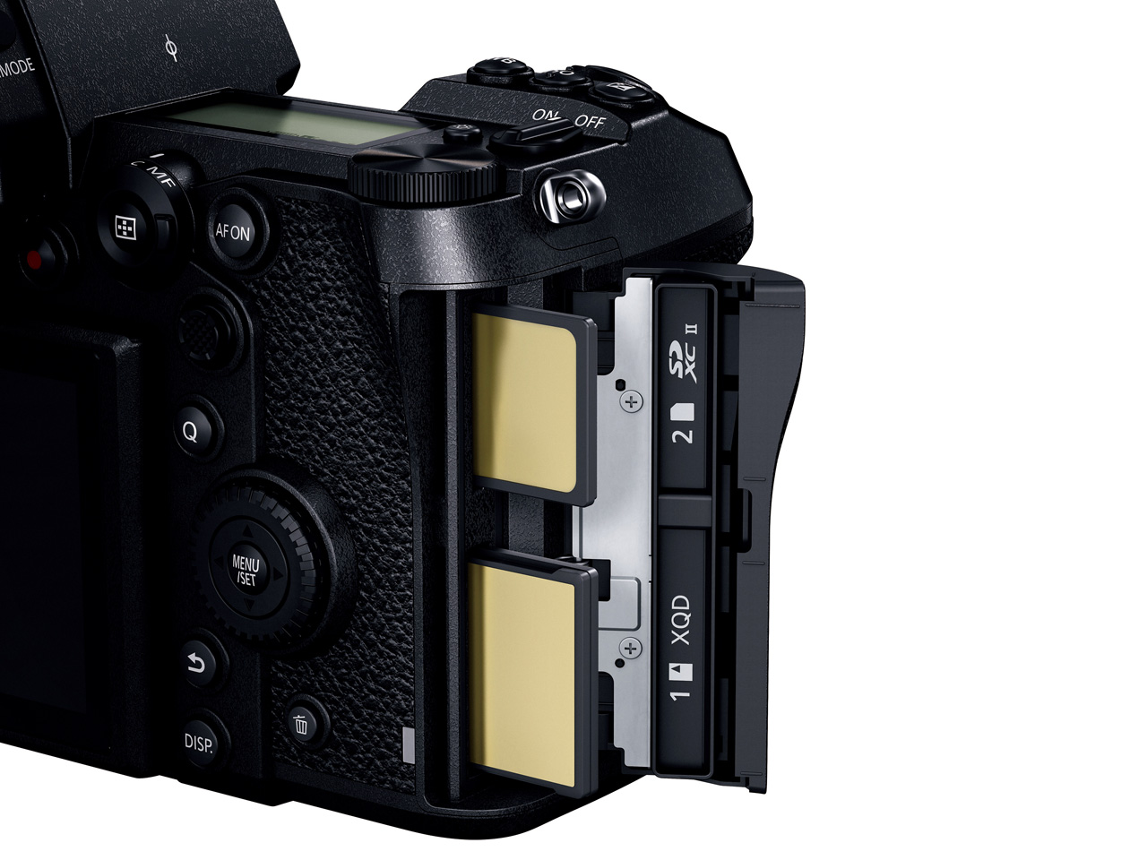 LUMIX DC-S1 �{�f�B