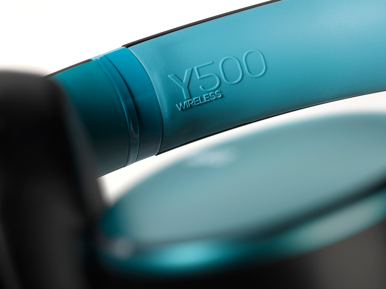 Y500 WIRELESS [�O���[��]