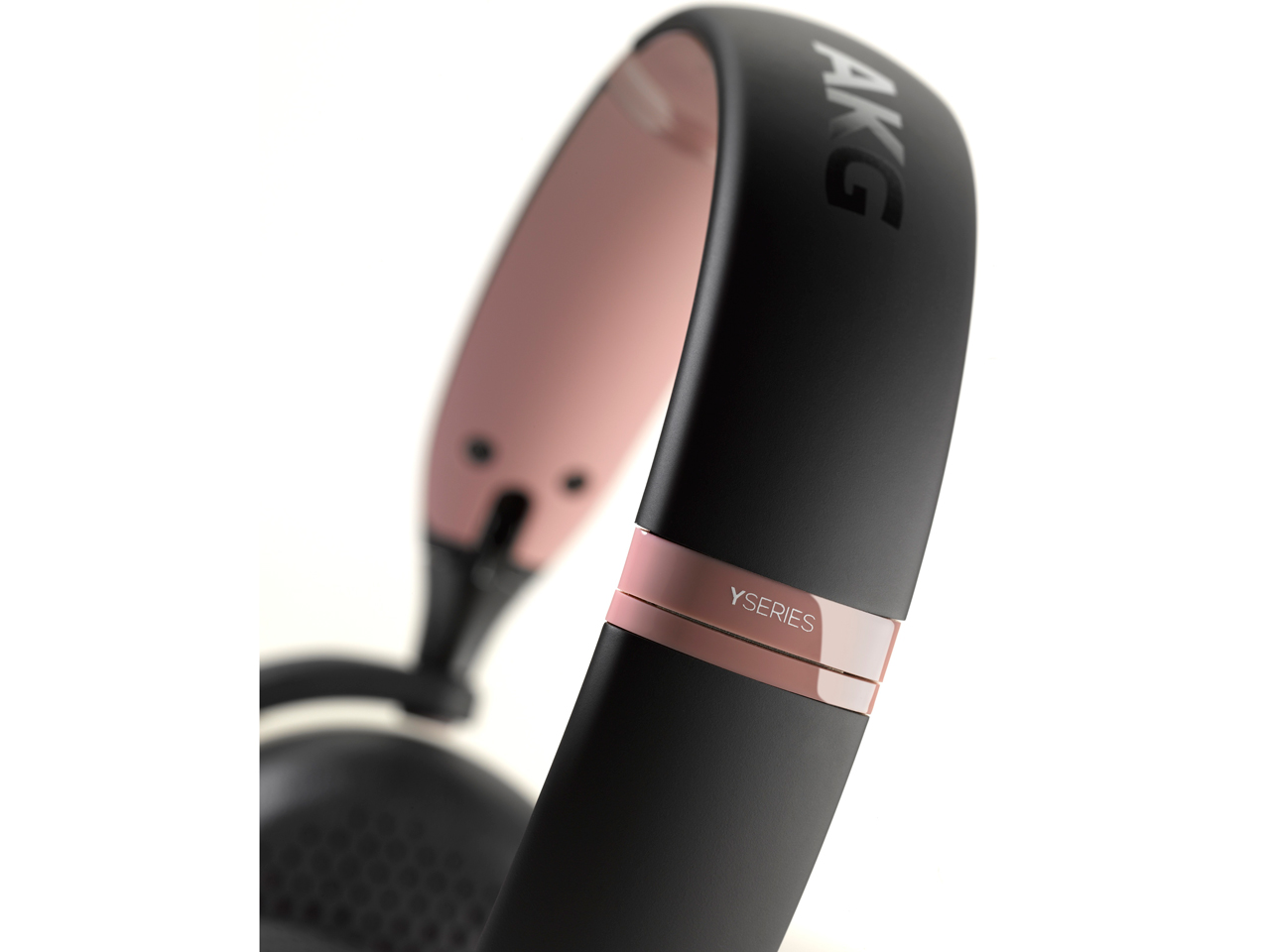 Y500 WIRELESS [�s���N]