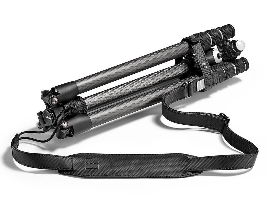 GK1545TA [�u���b�N/�V���o�[]