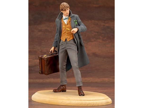 ARTFX+ �t�@���^�X�e�B�b�N�E�r�[�X�g�ƍ������@�g���̒a�� 1/10 �j���[�g�E�X�L���}���_�[