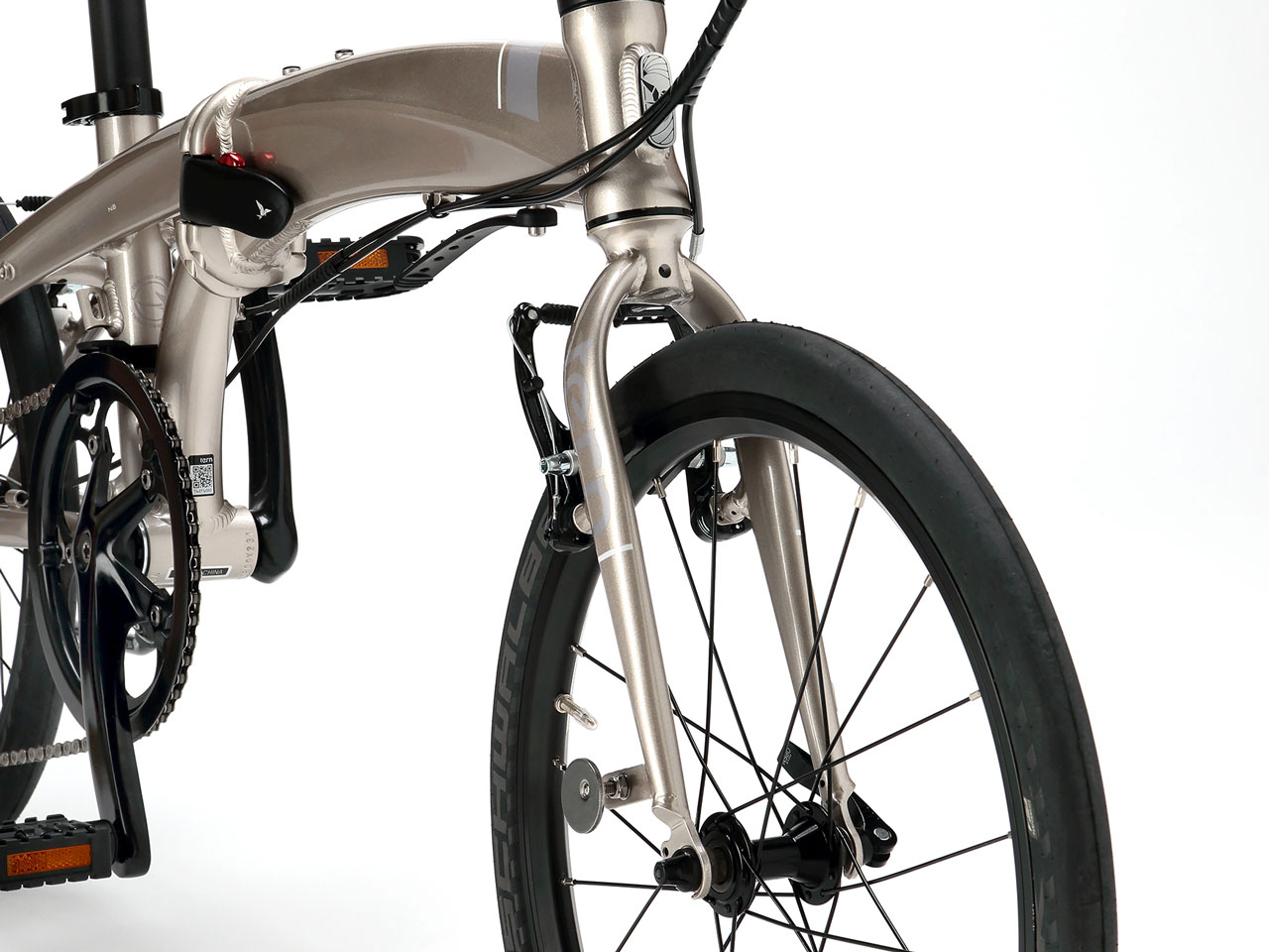 Verge N8 2019�N���f�� [Pale Gold/Silver(White)]