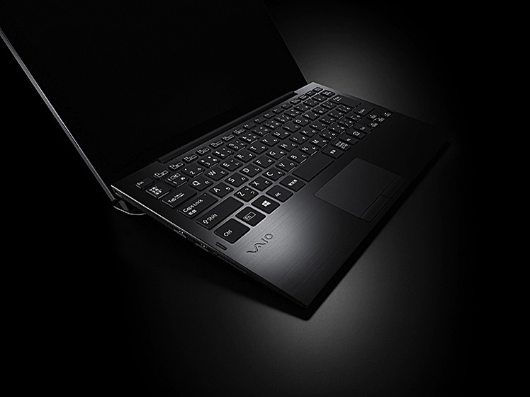 VAIO A12 VJA1211/Core i7/�������[8GB/SSD256GB/Windows 10 Home���f��