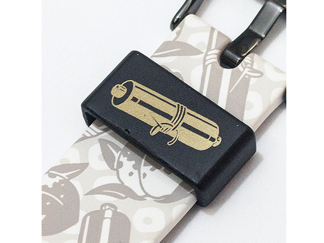 G-SHOCK �����_ SHICHI-FUKU-JIN ���V�l���f�� DW-5700SLG-7JR