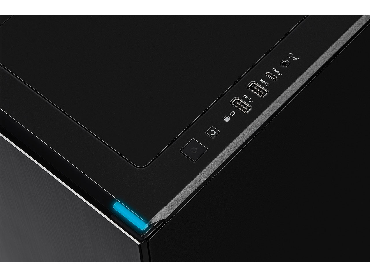 Carbide 678C Tempered Glass CC-9011167-WW [�u���b�N]