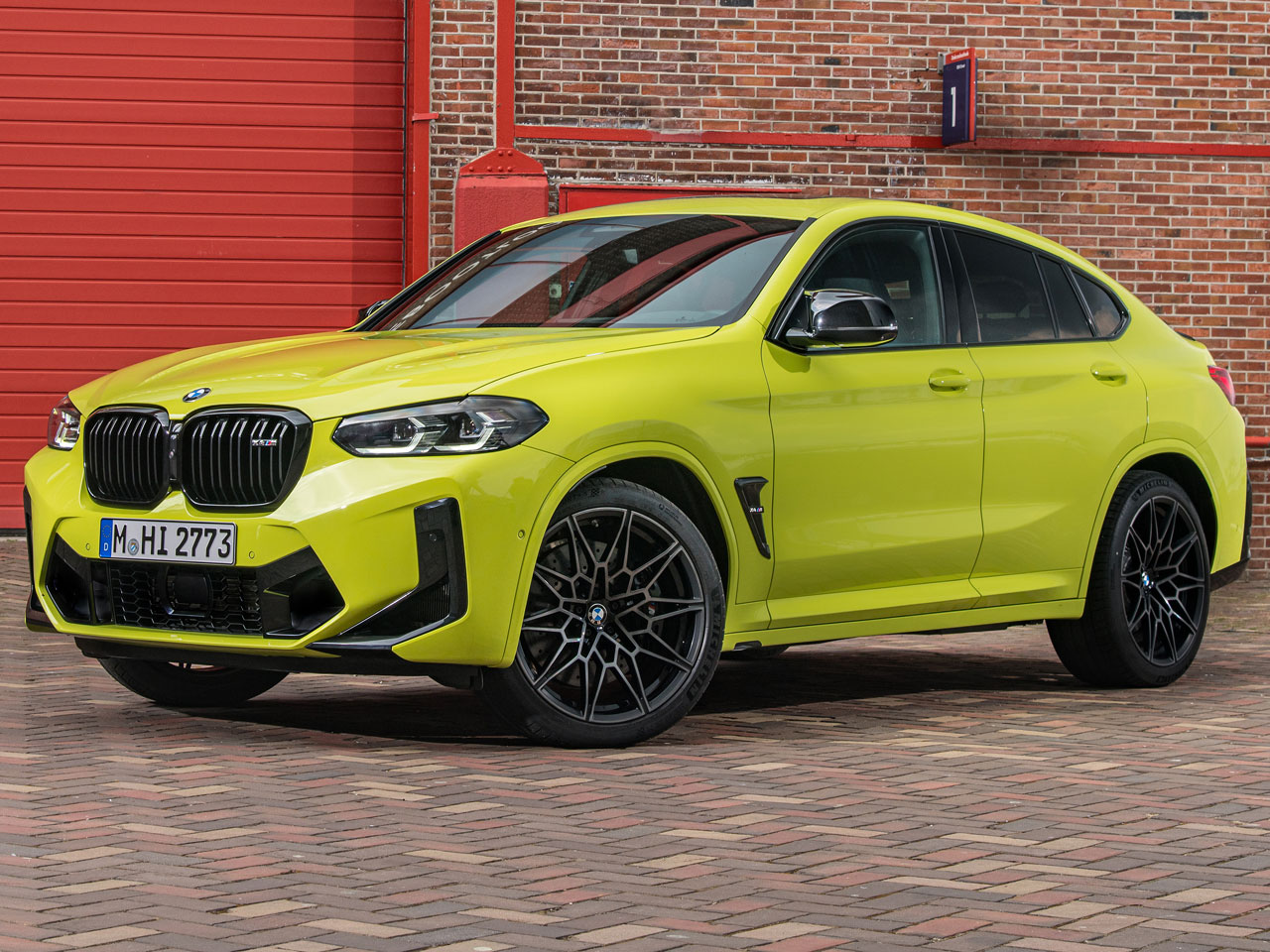 BMW X4 M 2019年モデル 新車画像