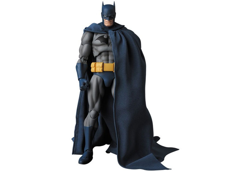MAFEX BATMAN HUSH
