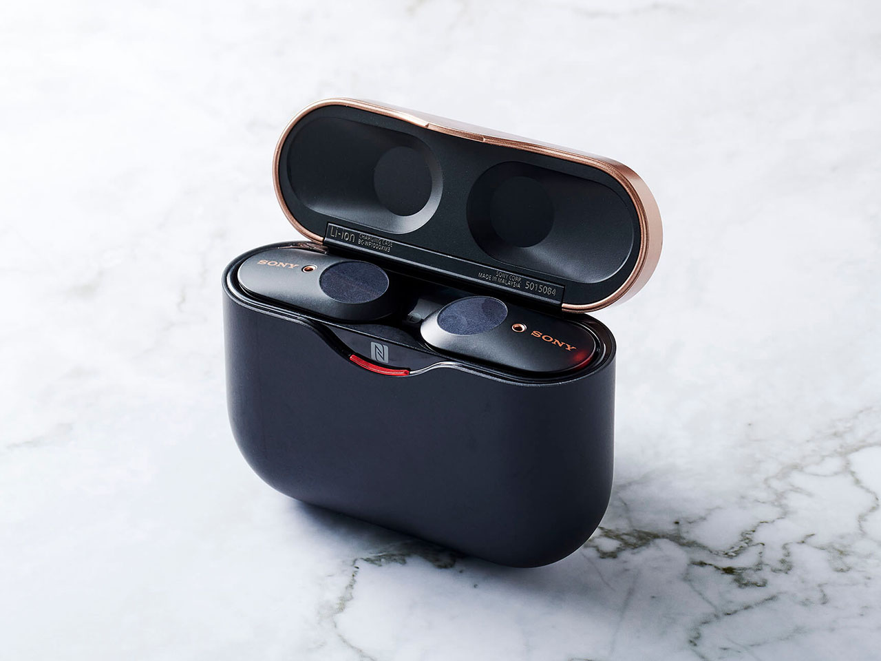 WF-1000XM3 (B) [�u���b�N]