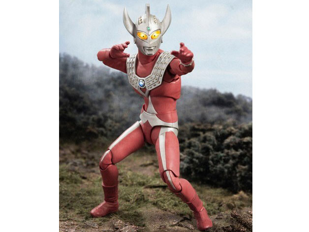 S.H.Figuarts �E���g���}���^���E
