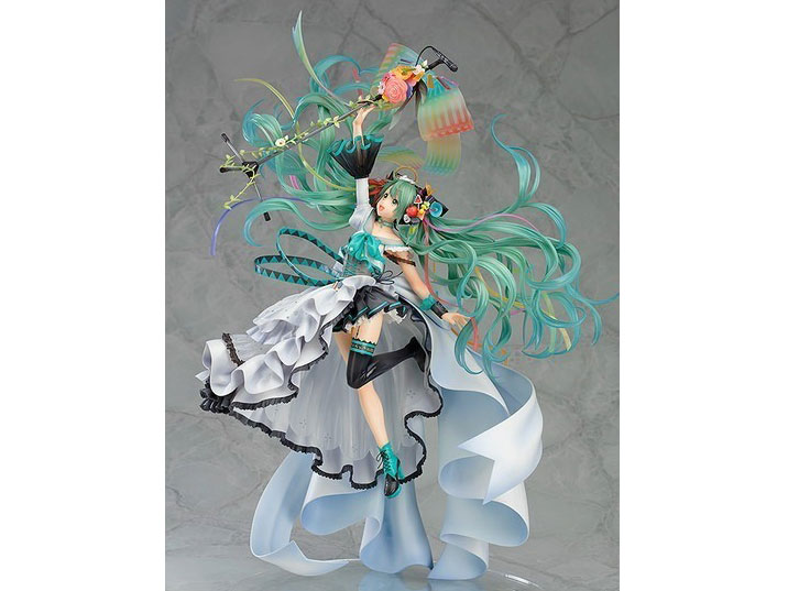�L�����N�^�[�E�{�[�J���E�V���[�Y01 1/7 �����~�N Memorial Dress Ver.