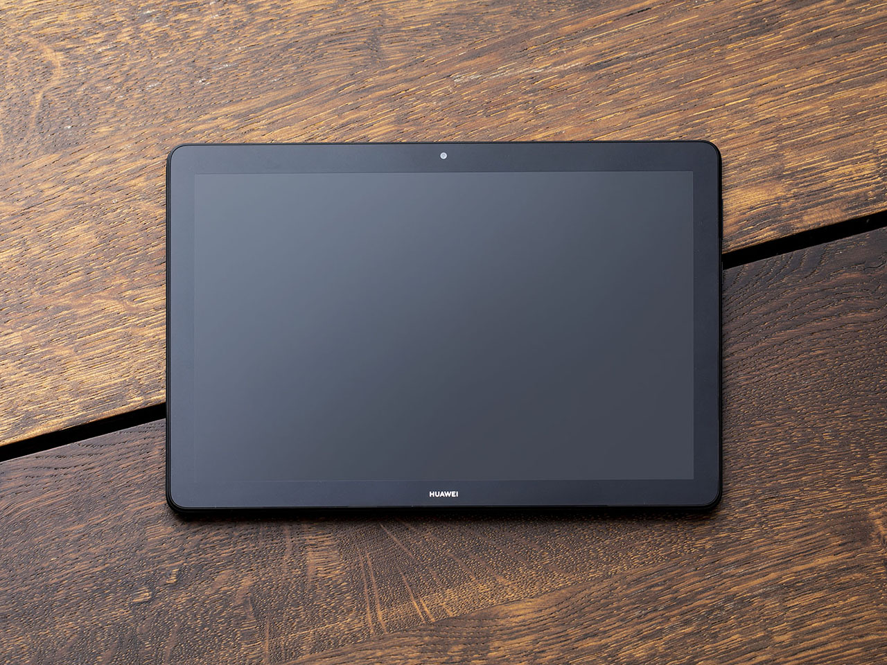 MediaPad T5 Wi-Fi���f�� 32GB AGS2-W09 [�u���b�N]