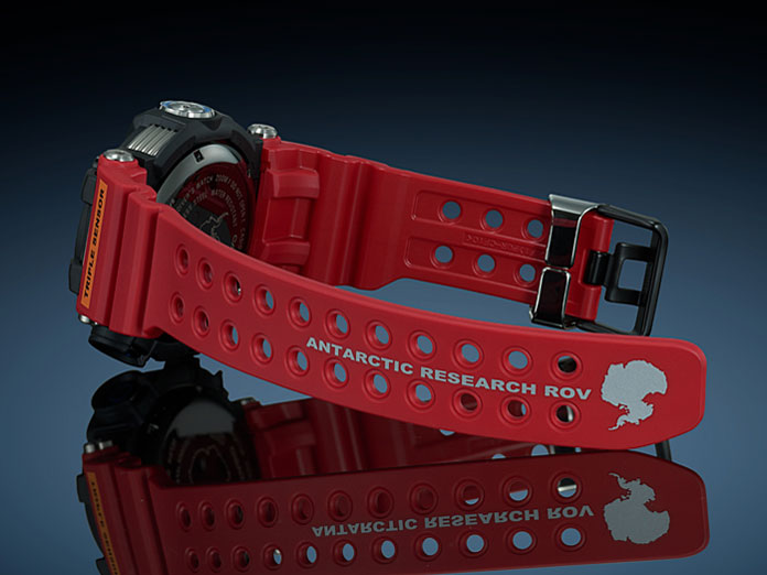 G-SHOCK �}�X�^�[ �I�u G �t���b�O�}�� ��ɒ���ROV �R���{���[�V�������f�� GWF-D1000ARR-1JR