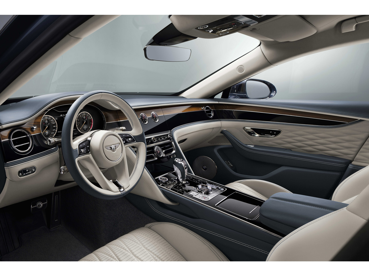 ベントレー フライングスパー 2019年モデル V8 S (左ハンドル)の価格