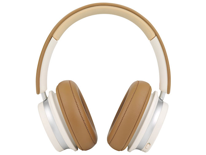 IO4/CW [�L���������E�z���C�g]
