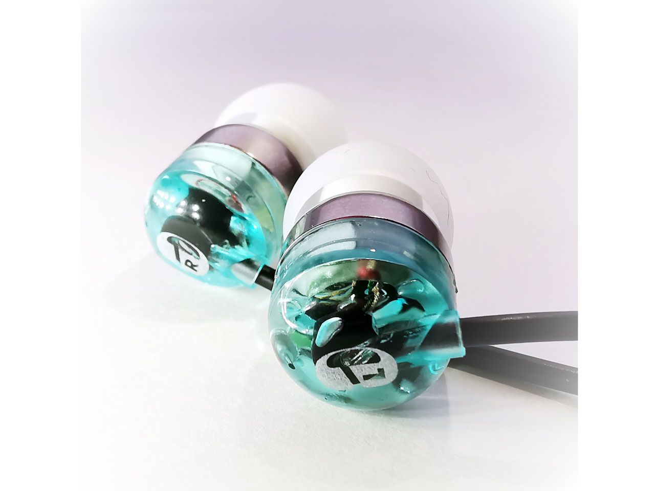 イヤホン Sora Amazon.co.jp: [アンティーム]intime 碧 SORA Light with