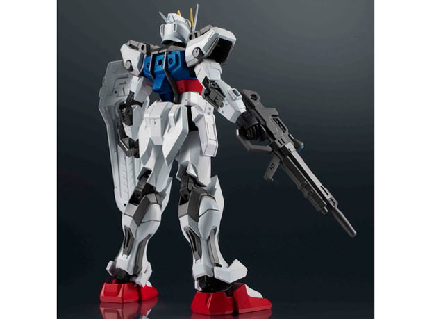 GUNDAM UNIVERSE GAT-X105 STRIKE GUNDAM
