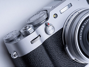 FUJIFILM X100V [�V���o�[]