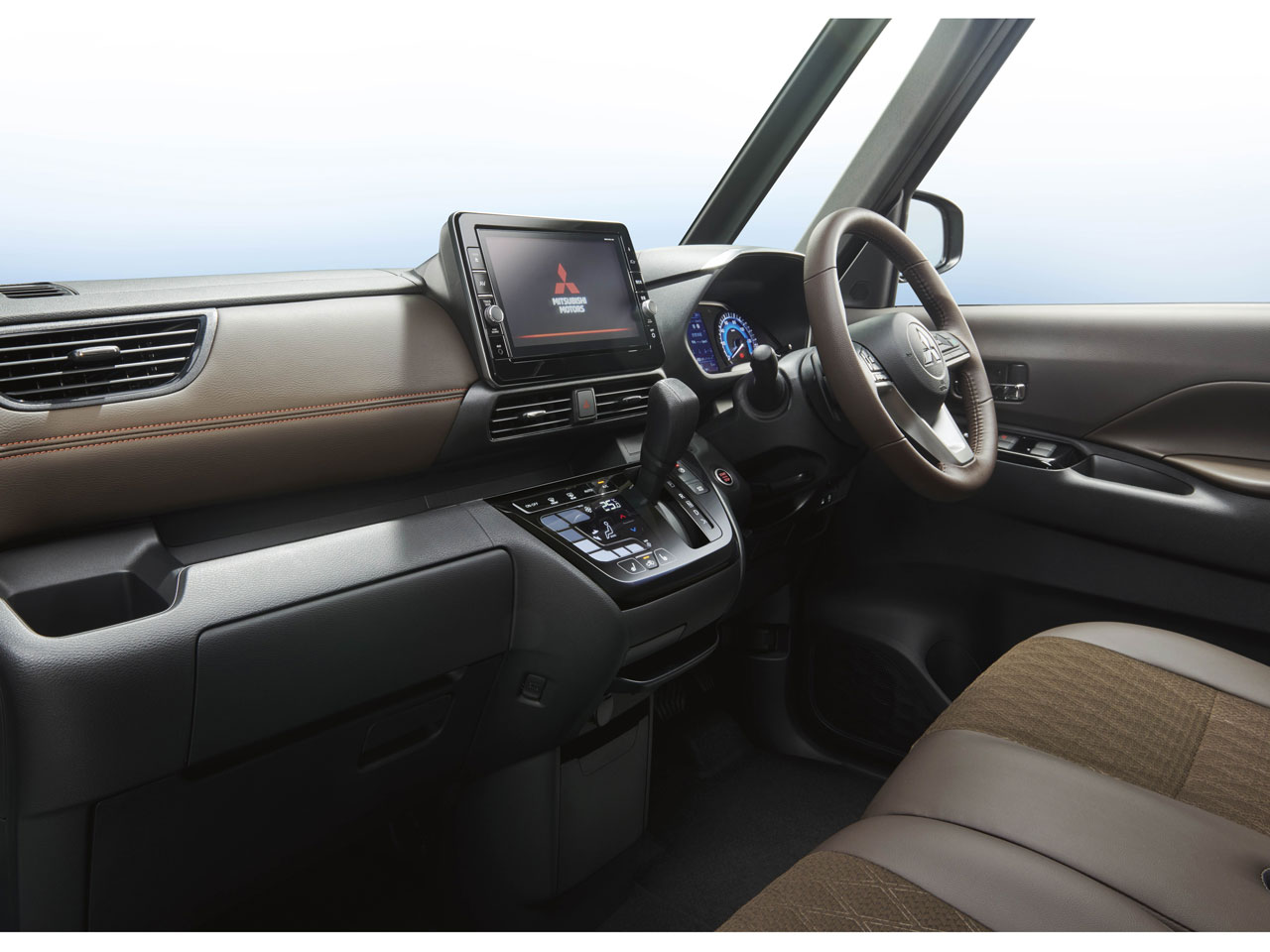 三菱 eKクロス スペース 2020年モデル Tの価格・性能・装備・オプション（2020年3月19日発売） 価格.com