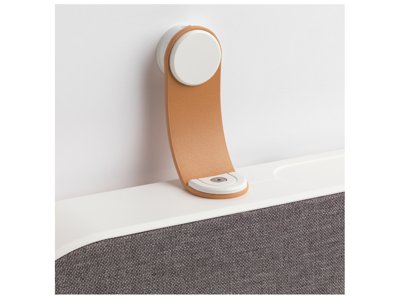 KATCH/ONE/MW [�}�E���e���z���C�g]