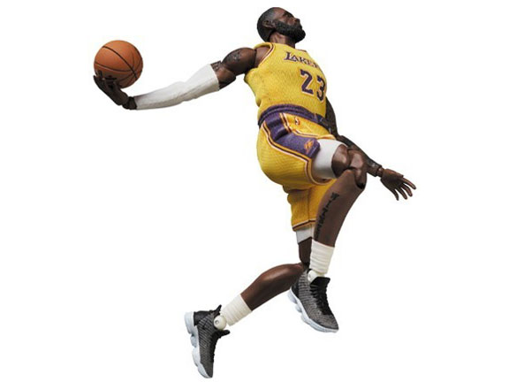 MAFEX LeBron James Los Angeles Lakers