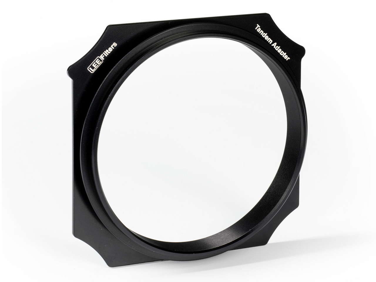 LEE100 �^���f���A�_�v�^�[ �̐��i�摜