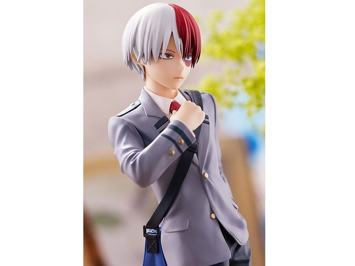 �l�̃q�[���[�A�J�f�~�A POP UP PARADE ���œ�