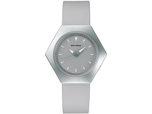 ISSEY MIYAKE ROKU NYAM003 �̐��i�摜