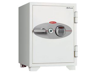 070EKR3 �̐��i�摜