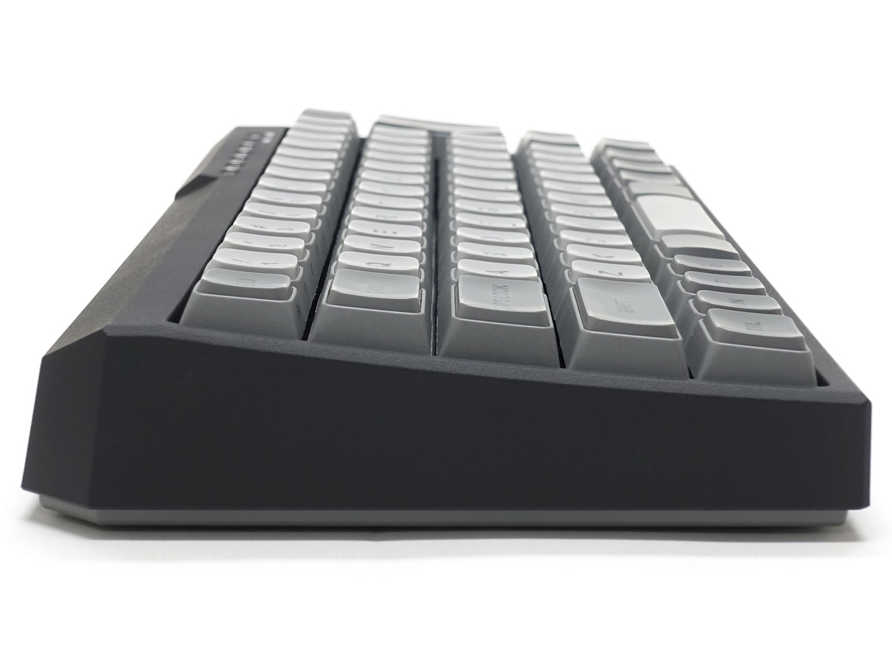 Majestouch MINILA-R Convertible FFBTR66MRL/NMB �Ԏ� [Matte Black]