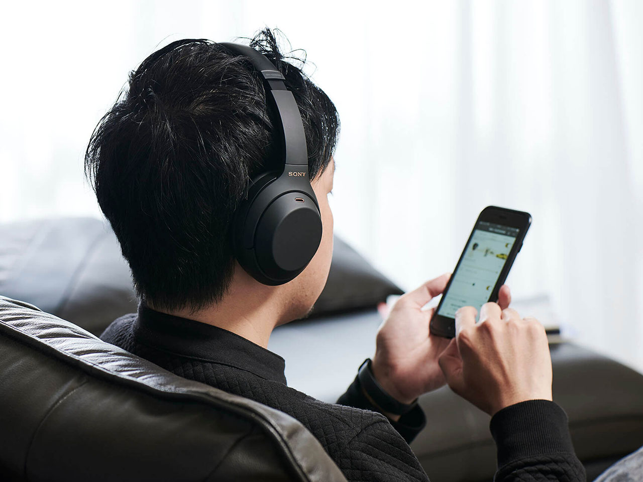 WH-1000XM4 (B) [�u���b�N]