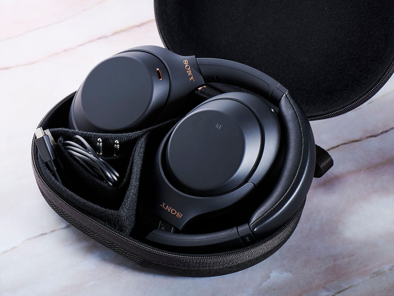 WH-1000XM4 (B) [�u���b�N]