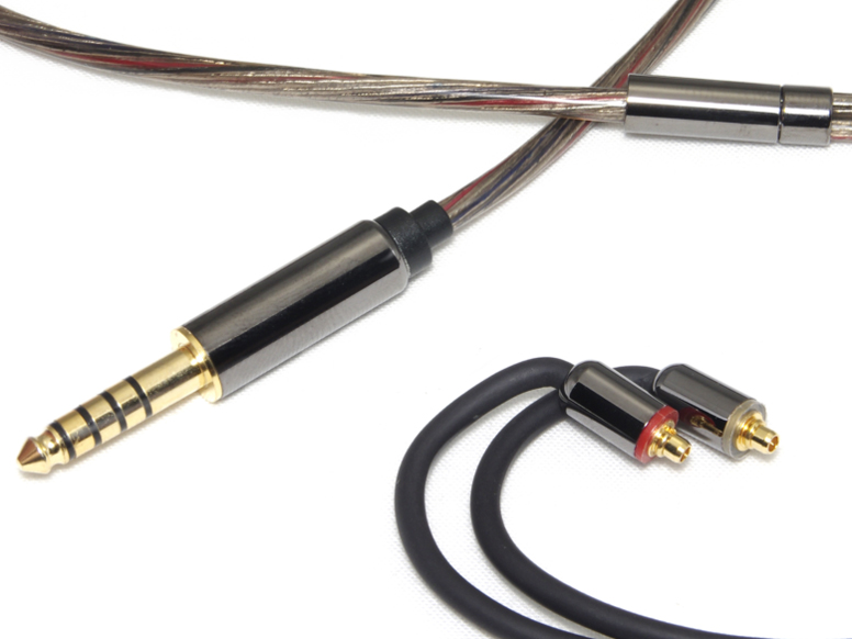 Arc CTU-01 4.4mm�o�����X(5��)��MMCX [1.2m] �̐��i�摜